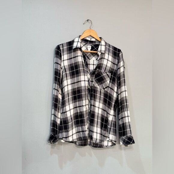 Neutral GAP Plaid Button Down Flannel Shirt Size S EUC - Picture 3 of 5